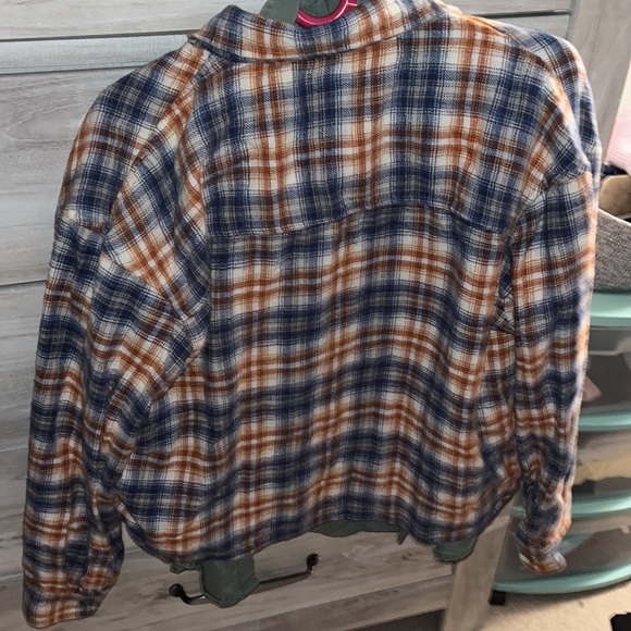 American eagle crop flannel size large - Picture 4 of 4